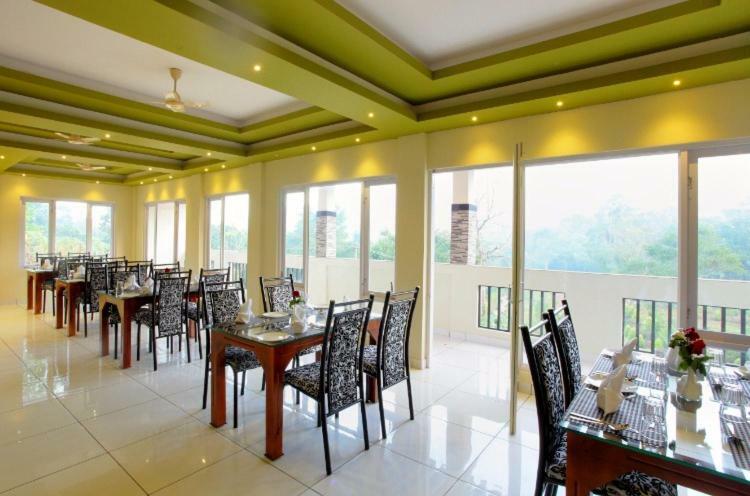 Blossom Hill Munnar Hotel Devikolam Ngoại thất bức ảnh